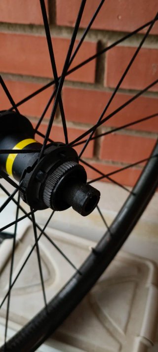 Ruedas Mavic de carbono para bicicleta carretera
