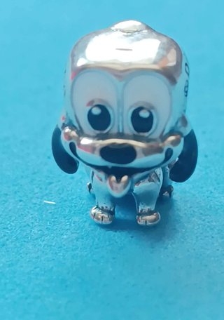 Charm Perrito Pluto Disney Plata Negro