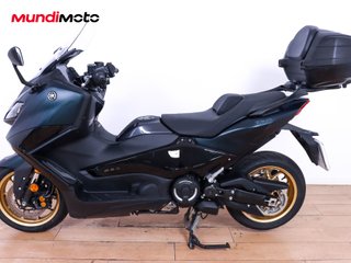 YAMAHA T-MAX 560 TECH MAX