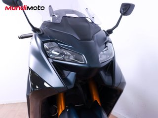 YAMAHA T-MAX 560 TECH MAX