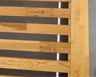 Cama Ikea Mandal 150-160cm con luz led atenuable