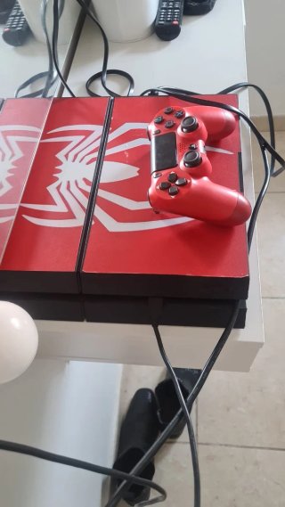 PS4 (PlayStation 4) Roja Spider-Man