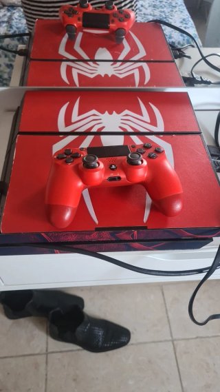 PS4 (PlayStation 4) Roja Spider-Man