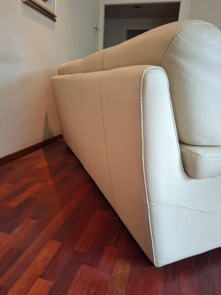 2 Sofás de piel autentica color beige