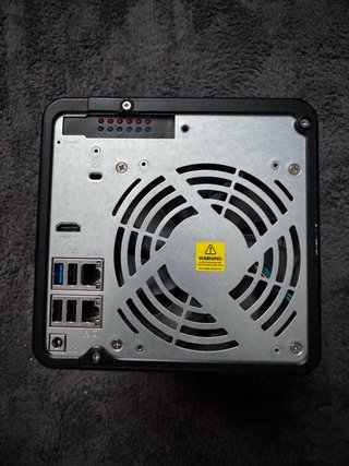 QNAP TS-453D NAS