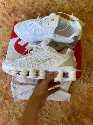 Nike Shox TL Plata y Blanco