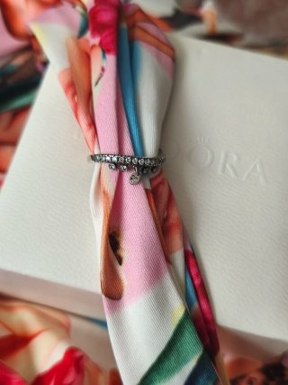 Anillo Pandora lágrimas