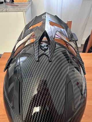 Casco KTM Motocross Morado y Negro. Nuevo.
