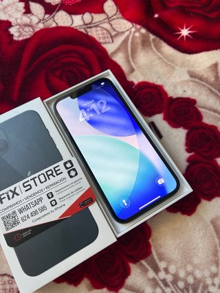 iPhone 13 256GB 6 MESES GARANTIA