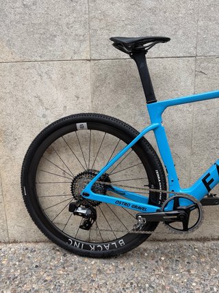 Bicicleta Gravel Factor Azul