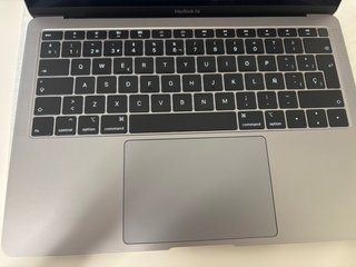 MacBook Air 13 2019 i5 16GB RAM Gris Espacial