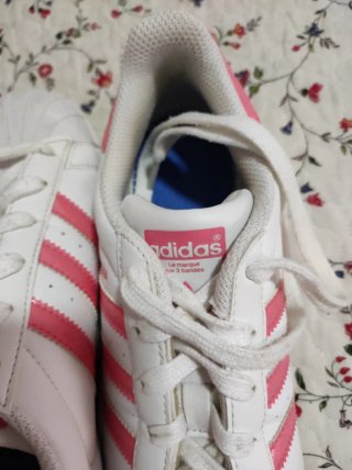 Zapatillas Adidas Superstar Blancas y Rosas