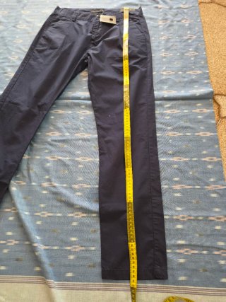 Pantaloni con cartellino uomo