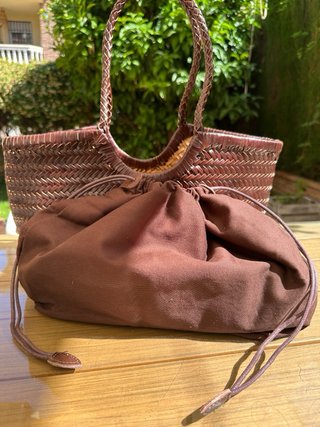Bolso de piel trenzado