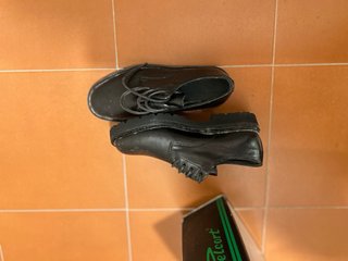 Zapatos negros talla 40