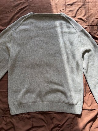 Jersey de punto beige y gris de ZARA