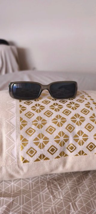 Gafas de sol Gucci grises