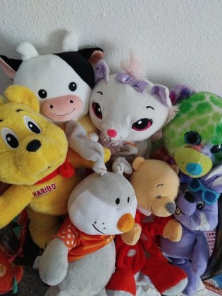 Lote de peluches variados