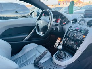 Peugeot RCZ 2011