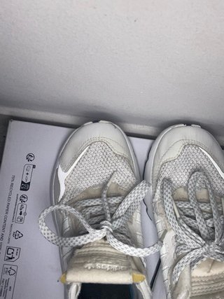 Zapatillas Adidas Niño Beige y Blanco