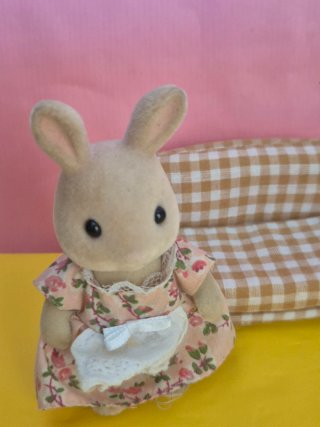 Sylvanian Families con divano e telefono
