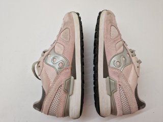 scarpe sneakers Saucony shadow 38