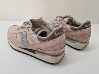 scarpe sneakers Saucony shadow 38