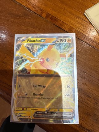 Pikachu EX Evoluciones Prismáticas Carta Pokémon