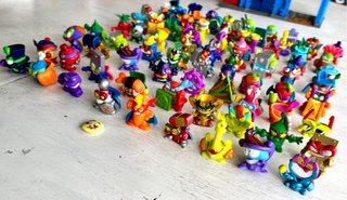 Pack SuperZings Comisaría + 81 Figuras + 22 Coches