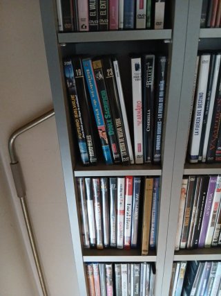 A 1  euro el dvd que quieras envio mínimo