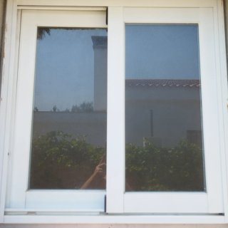 Ventana corredera aluminio blanco 70x70