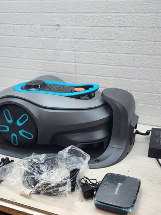 Robot cortacésped Gardena Smart Sileno 750m²