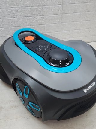 Robot cortacésped Gardena Smart Sileno 750m²