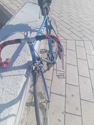 Bicicleta azul vintage