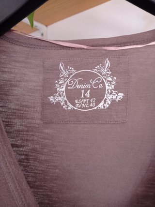 Lote Ropa Mujer Talla L: 2 Camisetas y Pantalón