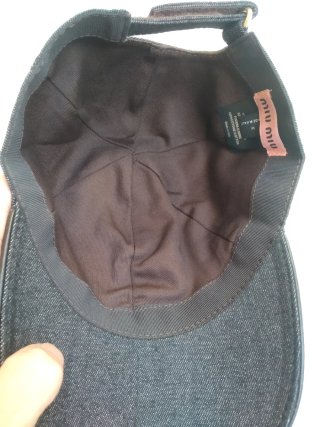 Gorra Miu Miu