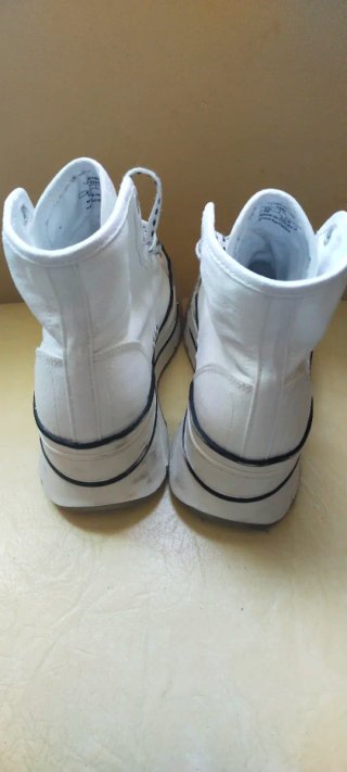 Botines Bershka plataforma blancos talla 36