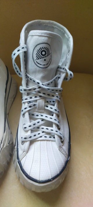 Botines Bershka plataforma blancos talla 36