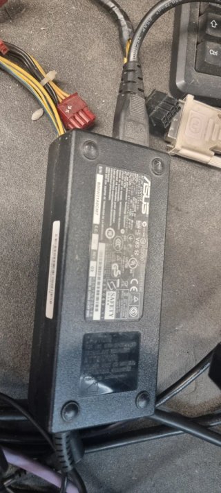 All-in-one Asus, intel quad core, 8gb ddr3, ssd