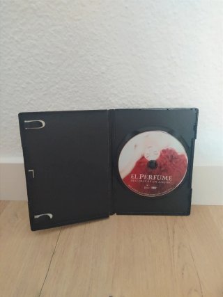 DVD El Perfume: Historia de un Asesino