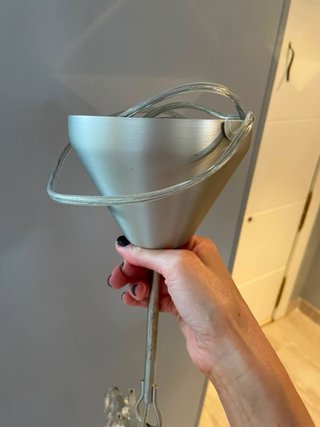 Lámpara colgante de cristal y metal plateado