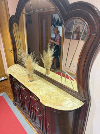 Mueble recibidor clásico madera y encimera marmol