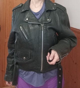 Chaqueta Cuero Vintage 80s Negra.Talla 46.