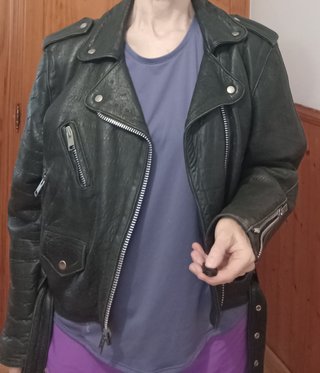 Chaqueta Cuero Vintage 80s Negra.Talla 46.