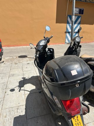 Kymco Like 50cc Scooter Automática Negra