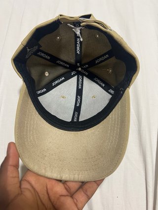 Gorra Jordan Beige Nueva