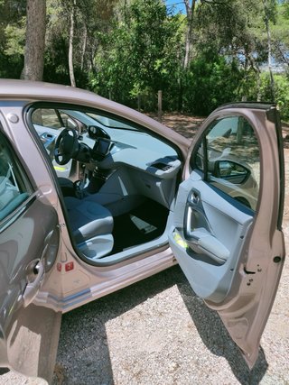 Peugeot 208 Allure