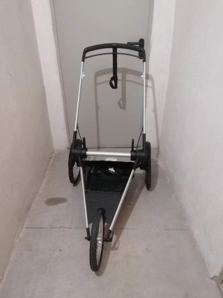 Chasis Bugaboo Runner y adaptador para Cameleon