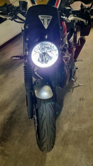 Triumph Speed Twin 1200cc 2019 + extras