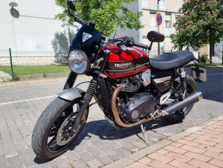 Triumph Speed Twin 1200cc 2019 14000kms + extras